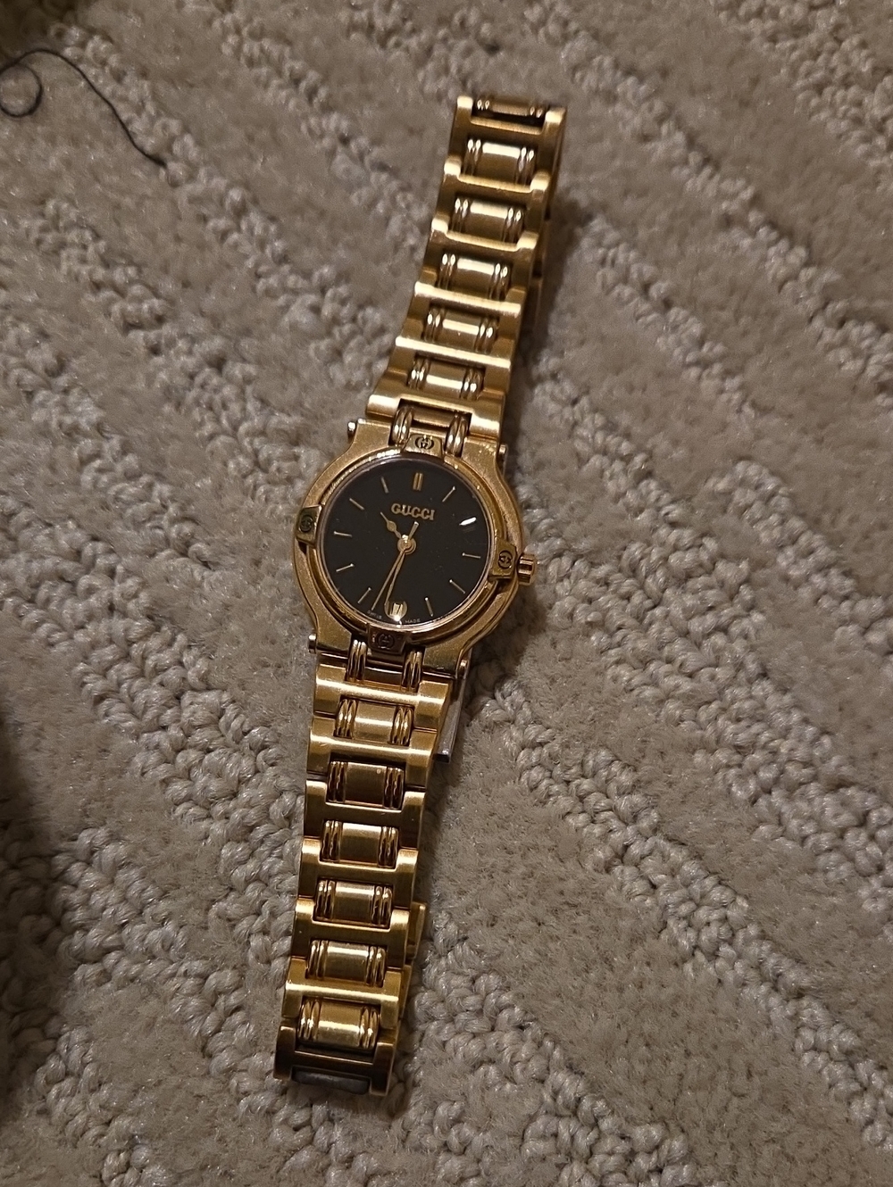 Gucci Gold-Tone Bracelet Watch with Black Dial